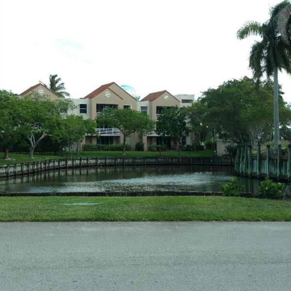 Image 19 of 20 For 2731 Ocean Club Blvd 106