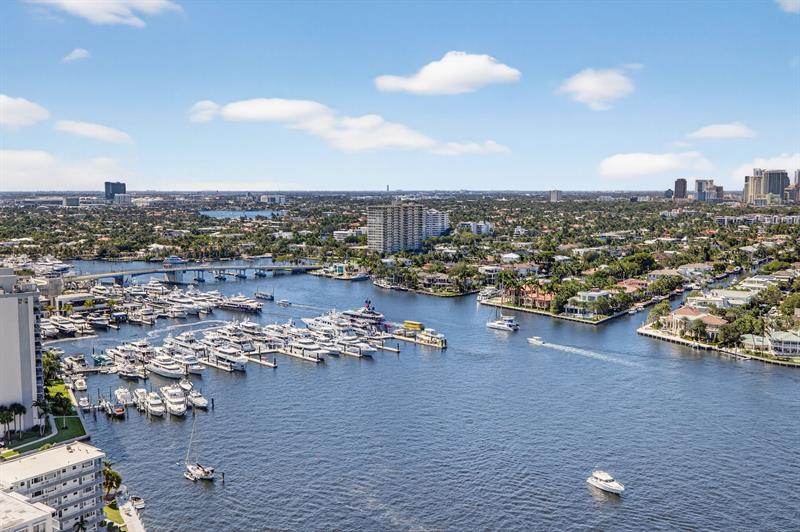 Image 36 of 68 For 153 Seabreeze Blvd  2202-s