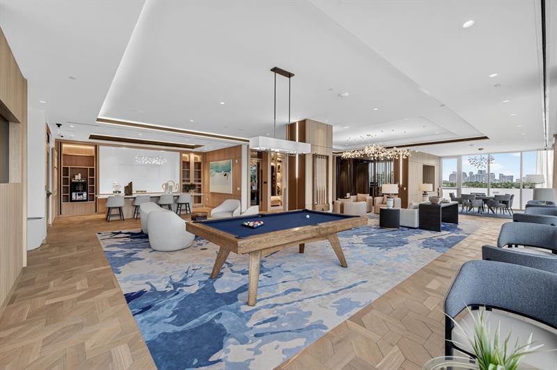 Image 43 of 68 For 153 Seabreeze Blvd  2202-s