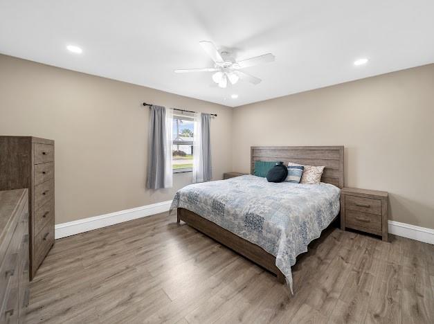 Image 11 of 33 For 19426 Colorado Cir