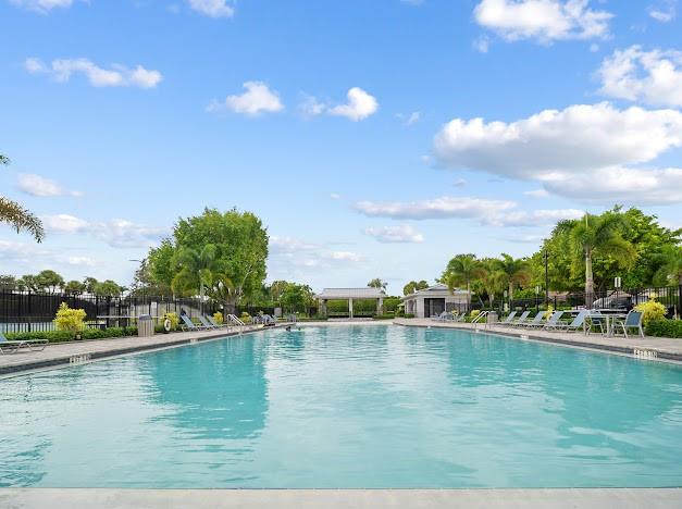 Image 26 of 33 For 19426 Colorado Cir