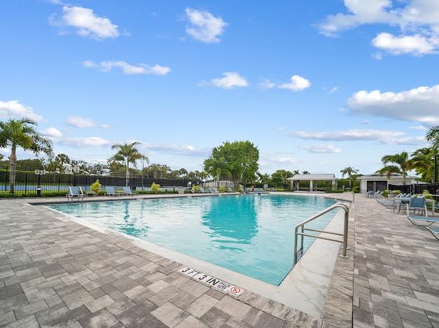 Image 27 of 33 For 19426 Colorado Cir