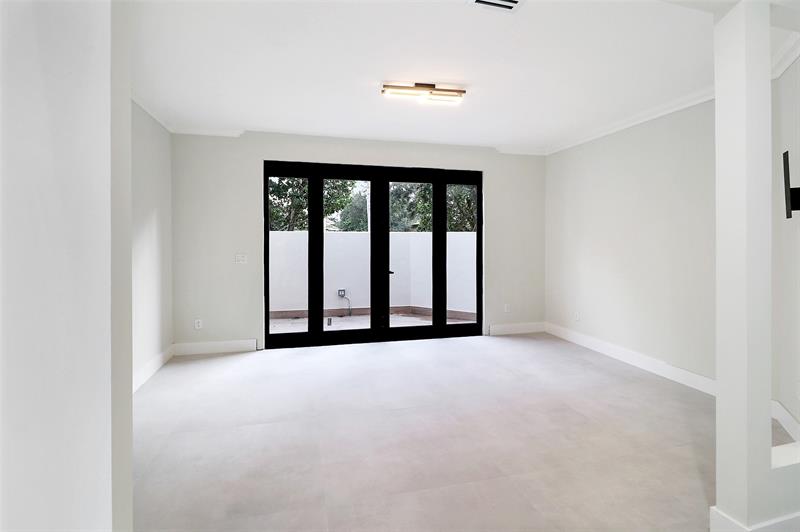 Image 14 of 42 For 10303 26th St