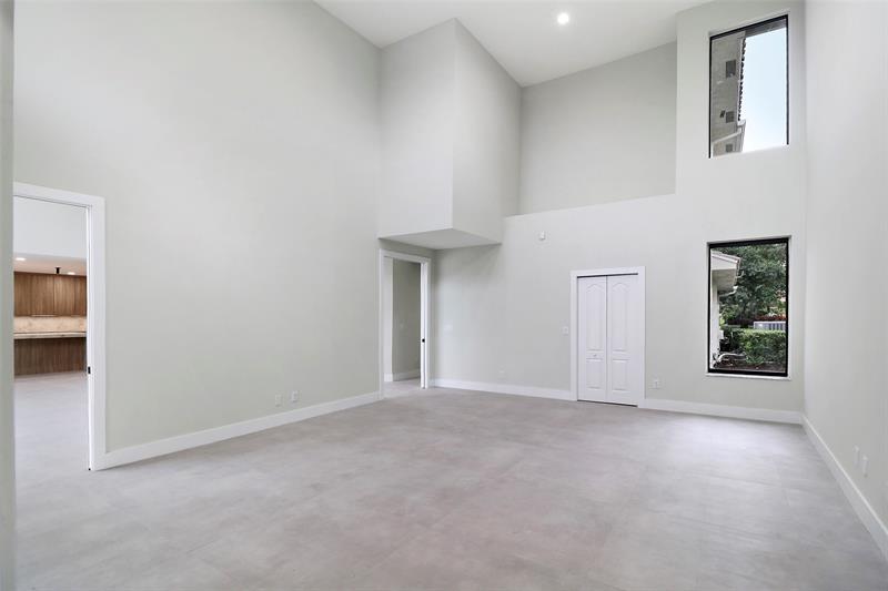 Image 25 of 42 For 10303 26th St