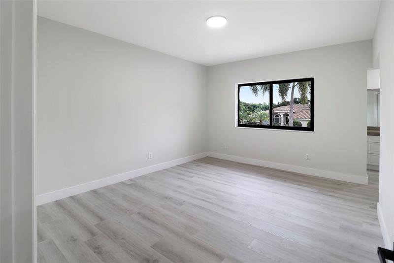 Image 38 of 42 For 10303 26th St