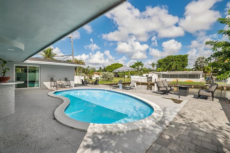 Image 18 of 24 For 1921 31st Ct