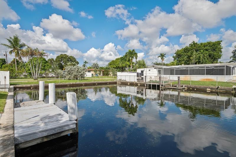 Image 23 of 24 For 1921 31st Ct