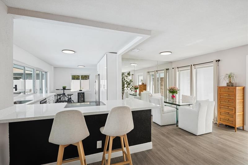 Image 8 of 24 For 1921 31st Ct