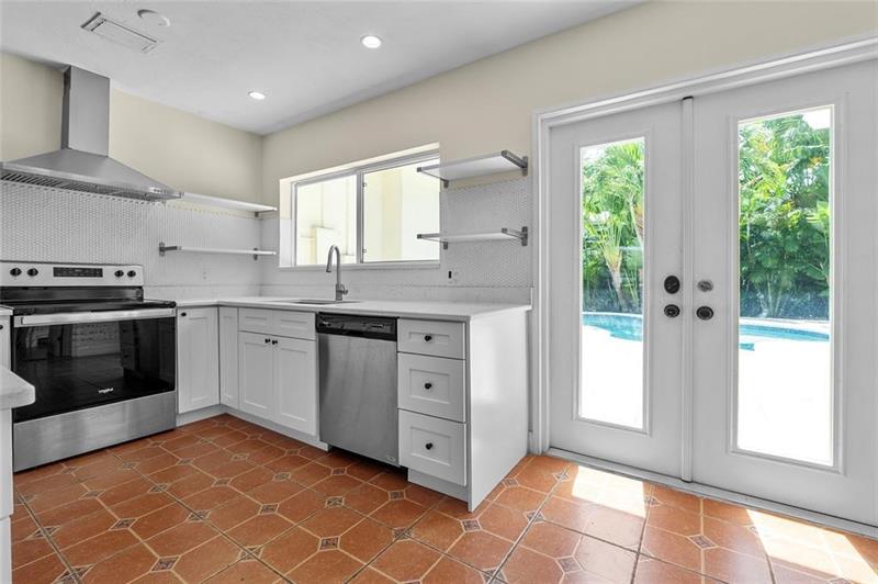 Image 20 of 43 For 15 13th Ave  