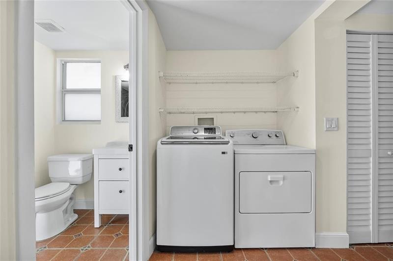 Image 33 of 43 For 15 13th Ave  