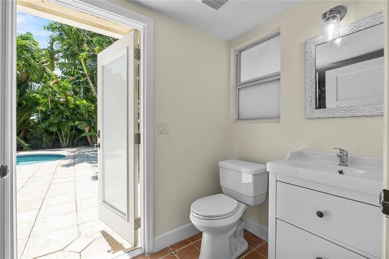 Image 34 of 43 For 15 13th Ave  