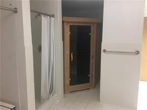 Image 11 of 18 For 2731 Taft St  406