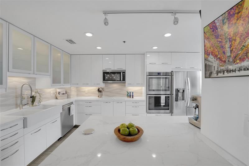 Image 13 of 78 For 4114 Palm Aire Dr  146b