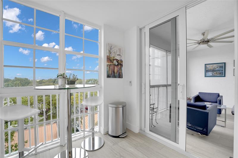 Image 21 of 78 For 4114 Palm Aire Dr  146b