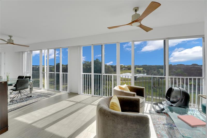 Image 43 of 78 For 4114 Palm Aire Dr  146b