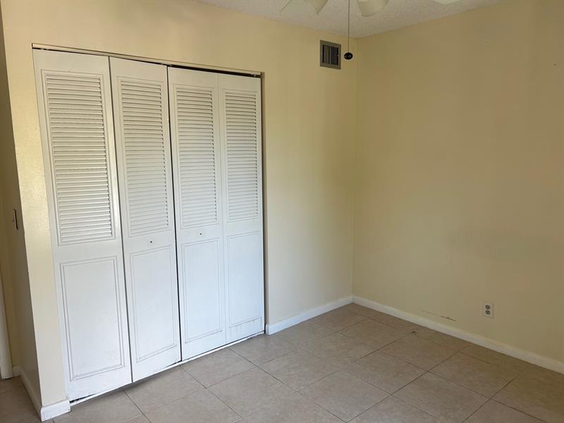 Image 8 of 15 For 712 Sunny Pine Way E3