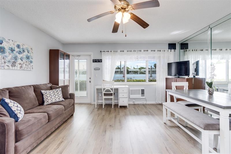 Image 11 of 38 For 851 Atlantic Shores Blvd  119