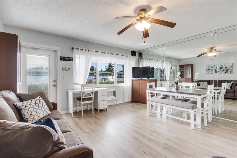 Image 12 of 38 For 851 Atlantic Shores Blvd  119