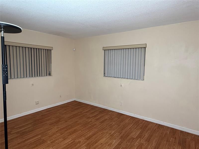 Image 7 of 17 For 7508 67th Ave