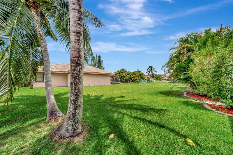 Image 52 of 62 For 5642 64 Ln  