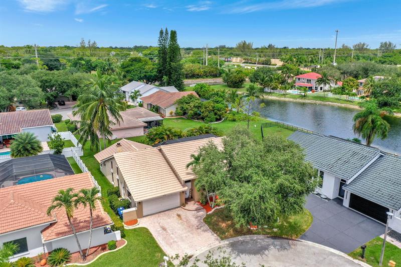 Image 55 of 62 For 5642 64 Ln  