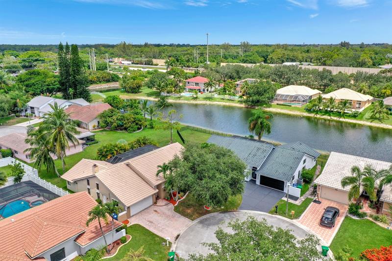 Image 56 of 62 For 5642 64 Ln  