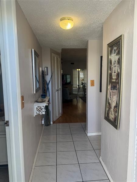 Image 5 of 13 For 3940 42 Ave  315