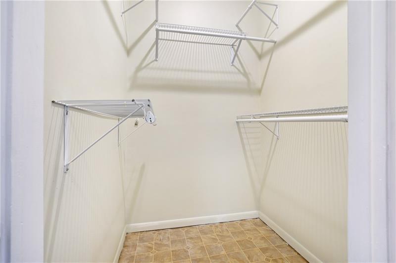 Image 10 of 17 For 326 Harrison St  302a