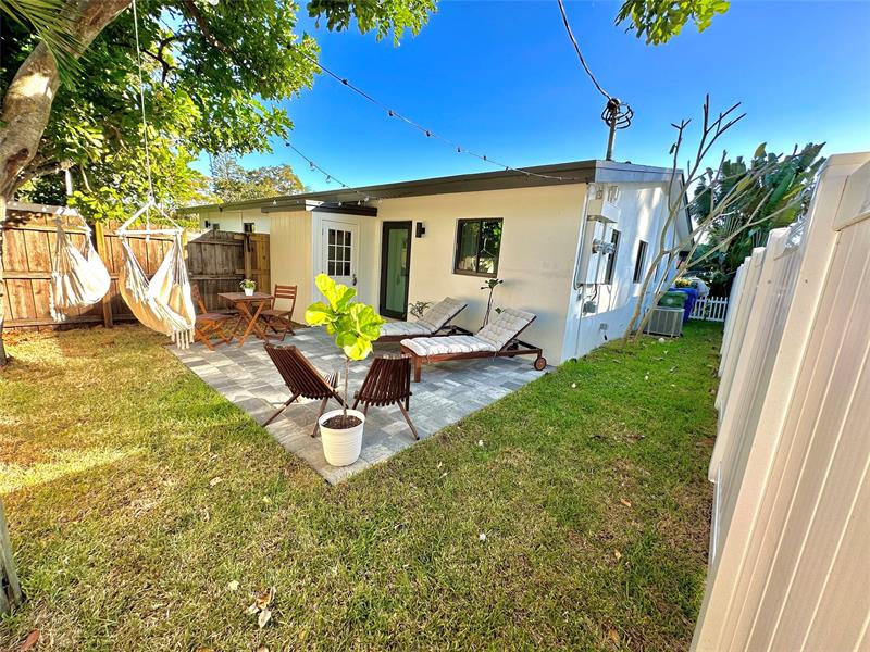 Image 13 of 14 For 505 25th St  2