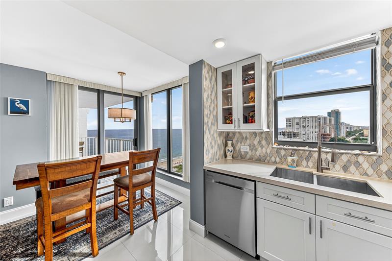 Image 12 of 81 For 1010 Ocean Blvd  Lph7