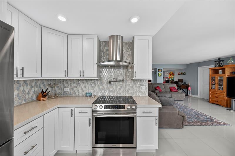 Image 14 of 81 For 1010 Ocean Blvd  Lph7