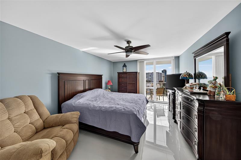 Image 36 of 81 For 1010 Ocean Blvd  Lph7