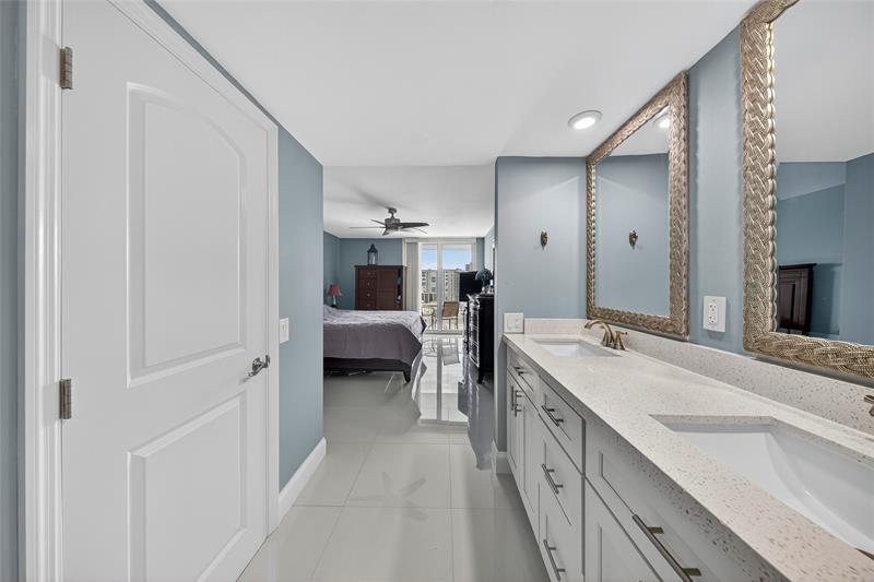 Image 41 of 81 For 1010 Ocean Blvd  Lph7