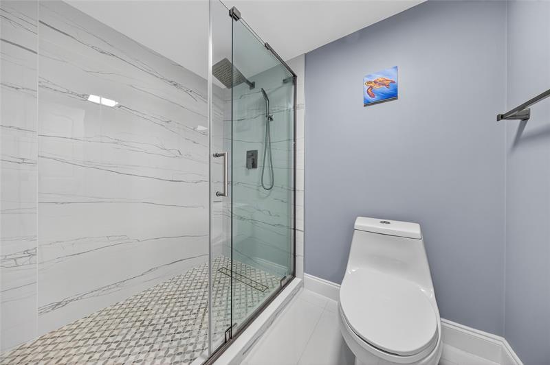 Image 42 of 81 For 1010 Ocean Blvd  Lph7