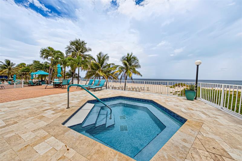 Image 57 of 81 For 1010 Ocean Blvd  Lph7