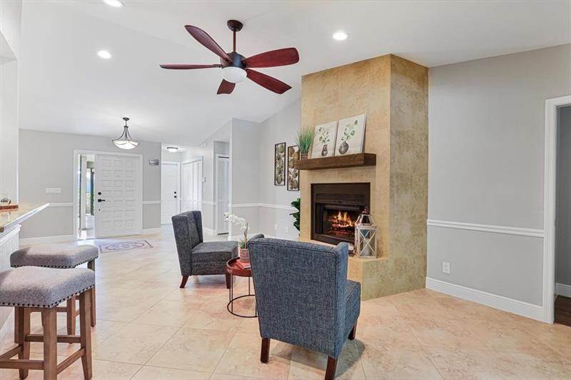 Image 34 of 47 For 1997 Bolton Ave