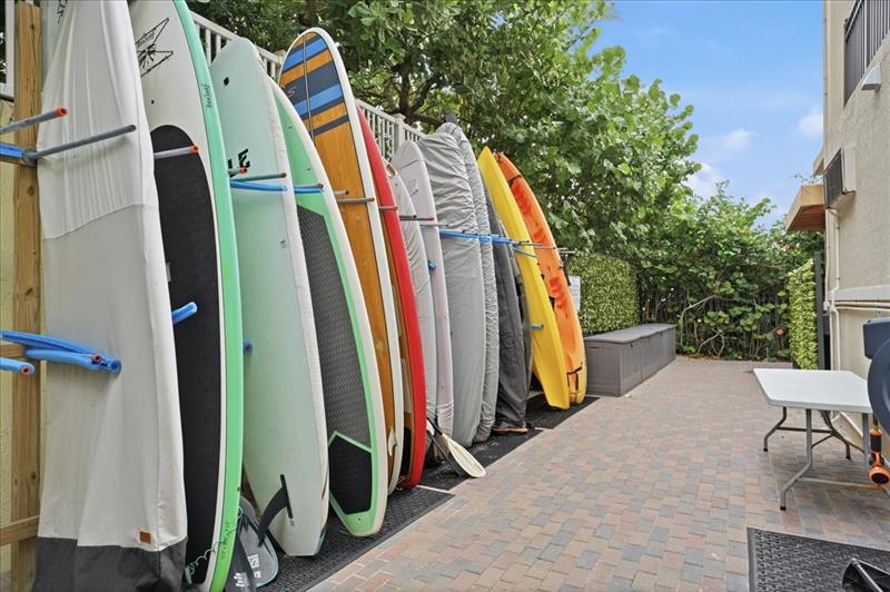 Image 37 of 46 For 2011 Ocean Blvd  302