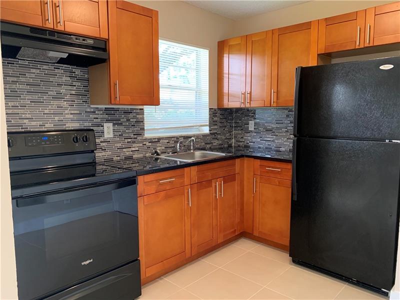 Details for 5180 6th Av  602, Oakland Park, FL 33334