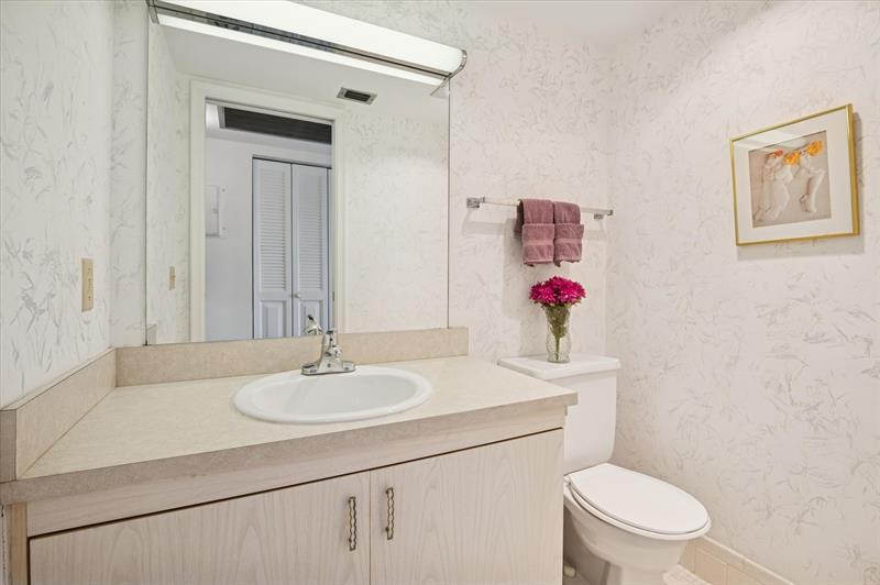 Image 12 of 18 For 3205 Portofino Point  F3