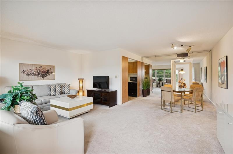 Image 4 of 18 For 3205 Portofino Point  F3