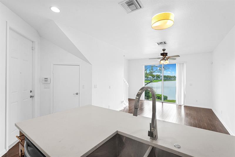 Image 11 of 56 For 1427 34th Way  1427