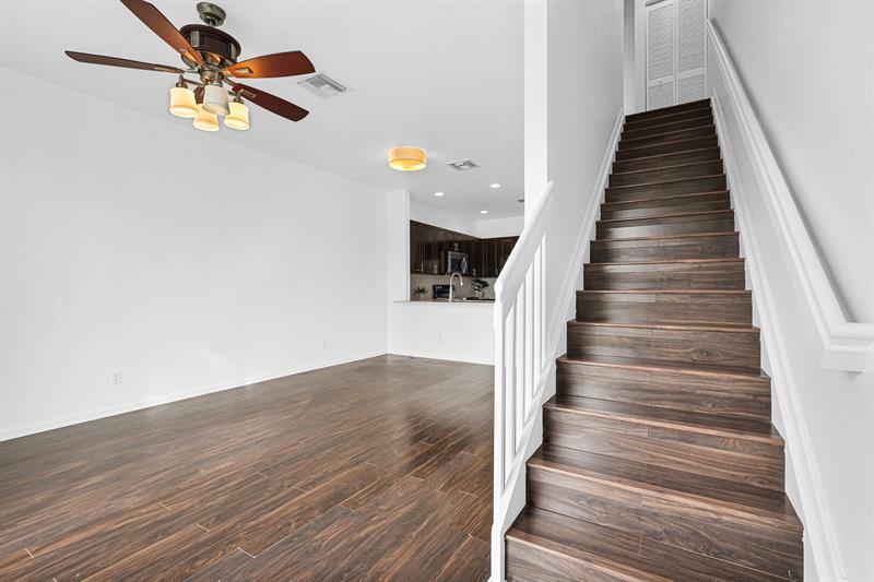 Image 18 of 56 For 1427 34th Way  1427