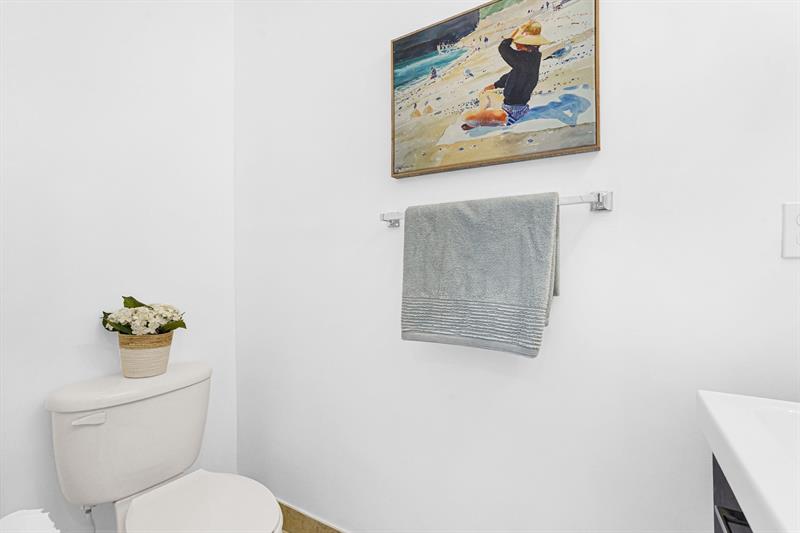 Image 19 of 56 For 1427 34th Way  1427