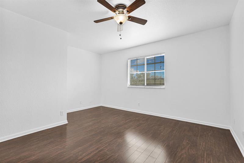 Image 22 of 56 For 1427 34th Way  1427