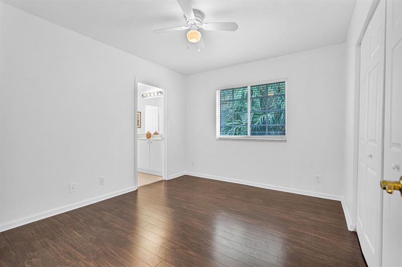 Image 28 of 56 For 1427 34th Way  1427