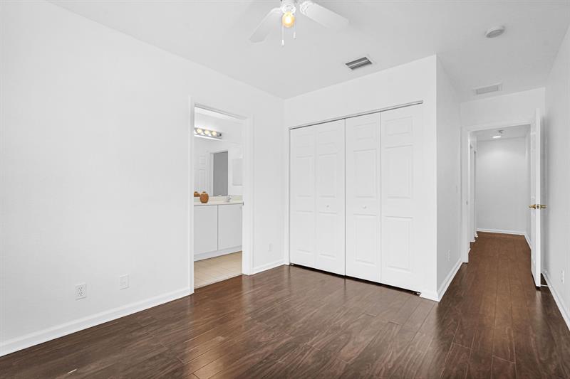 Image 35 of 56 For 1427 34th Way  1427