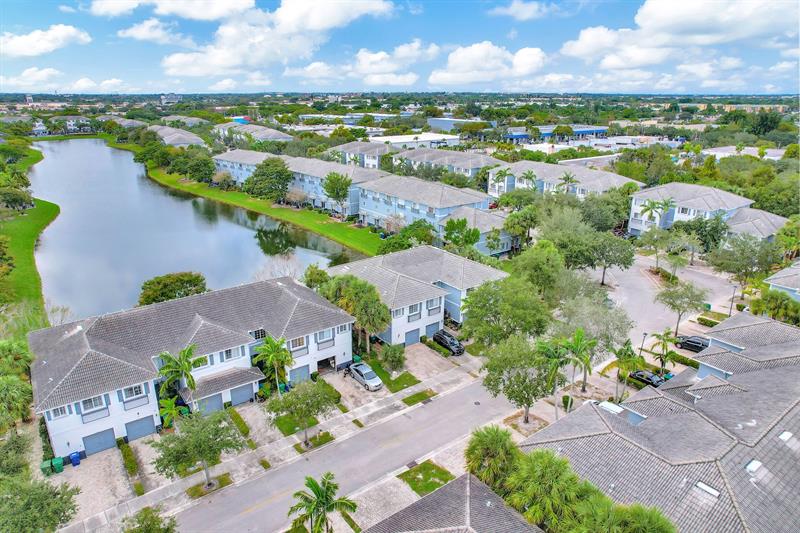 Image 42 of 56 For 1427 34th Way  1427