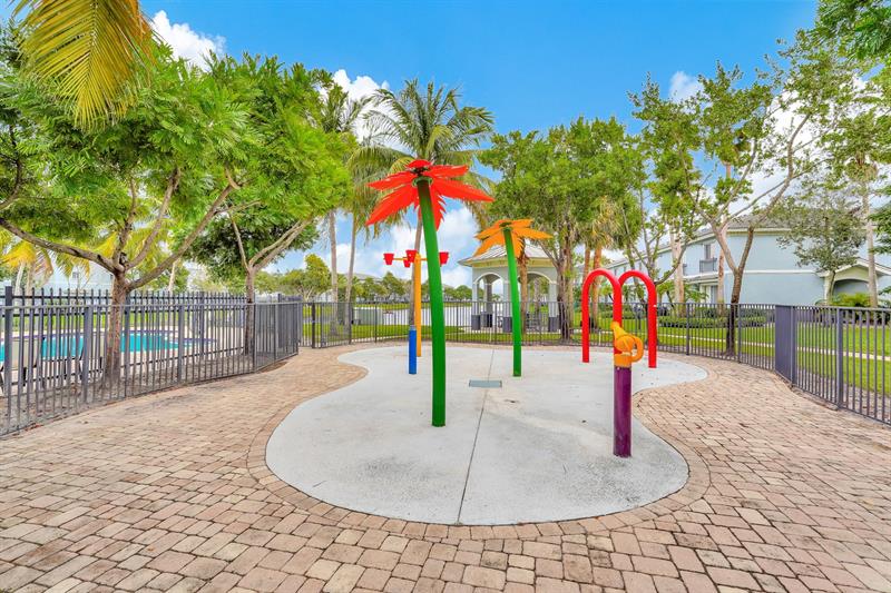 Image 46 of 56 For 1427 34th Way  1427