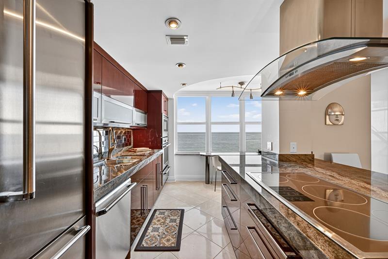 Image 11 of 31 For 4280 Galt Ocean Dr  20-a