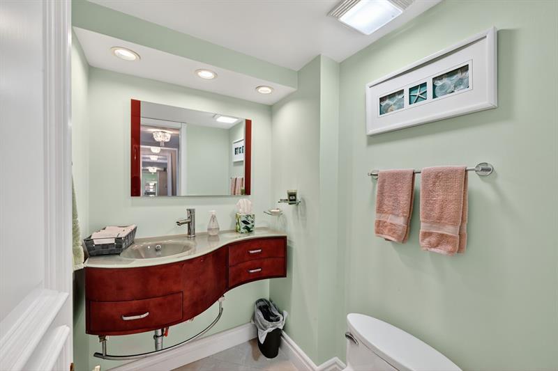 Image 16 of 31 For 4280 Galt Ocean Dr  20-a